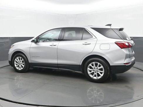 Used 2019 Chevrolet Equinox LT image 3