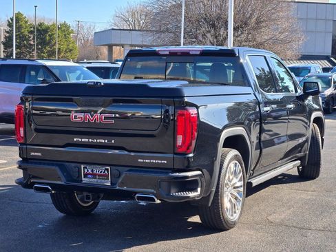 Used 2019 GMC Sierra 1500 Denali w/ Denali Ultimate Package AWD/4WD image 11