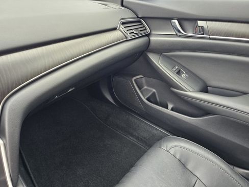 Certified 2020 Honda Accord EX-L image 28