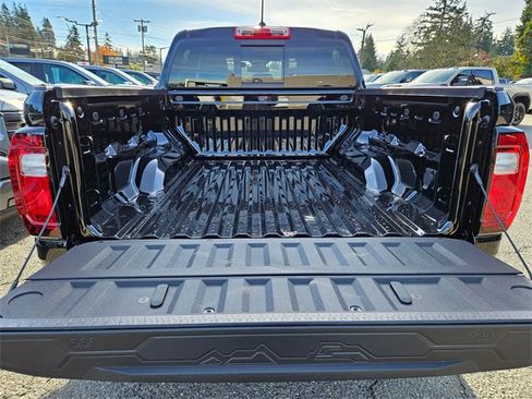 New 2026 GMC Canyon AT4 image 10