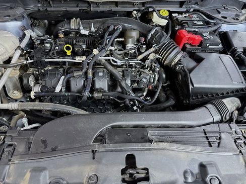 Used 2022 Lincoln Corsair FWD w/ Equipment Group 101A image 38