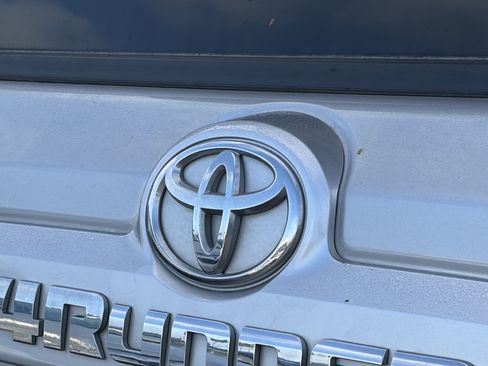 Used 2021 Toyota 4Runner SR5 Premium AWD/4WD image 4