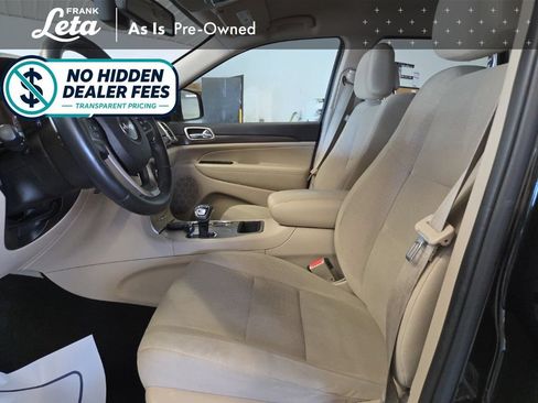 Used 2014 Jeep Grand Cherokee Laredo w/ Quick Order Package 23E AWD/4WD image 12