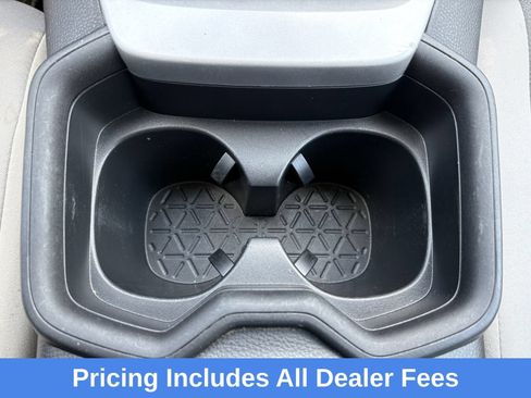 Used 2021 Toyota RAV4 XLE AWD/4WD image 20