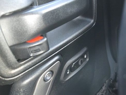 Used 2017 Jeep Wrangler Unlimited Sport w/ Quick Order Package 24S image 13