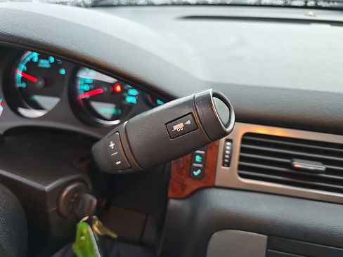 Used 2014 GMC Sierra 3500 SLT image 17