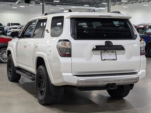 Used 2024 Toyota 4Runner TRD Off-Road Premium w/ Off Road Premium Plus Package image 5