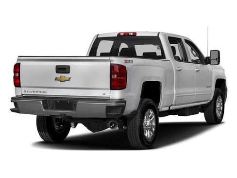 Used 2017 Chevrolet Silverado 2500 LT AWD/4WD image 5