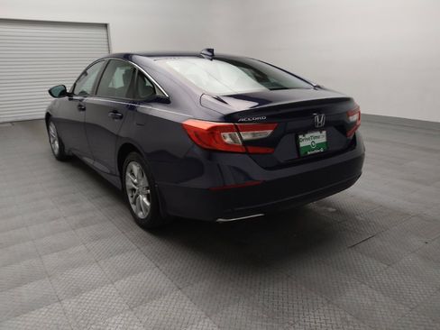 Used 2018 Honda Accord LX image 5