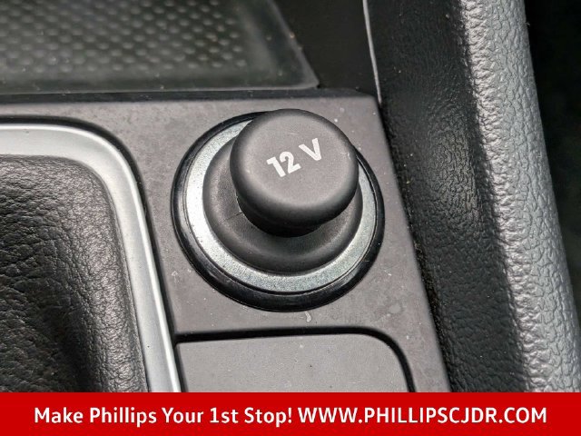 Used 2023 Volkswagen Jetta SE FWD image 21