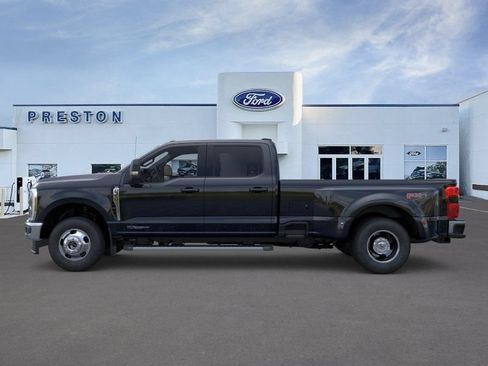 New 2026 Ford F350 XLT w/ XLT Premium Package AWD/4WD image 3