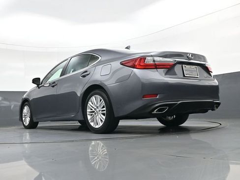 Used 2017 Lexus ES 350 w/ Premium Package FWD image 35