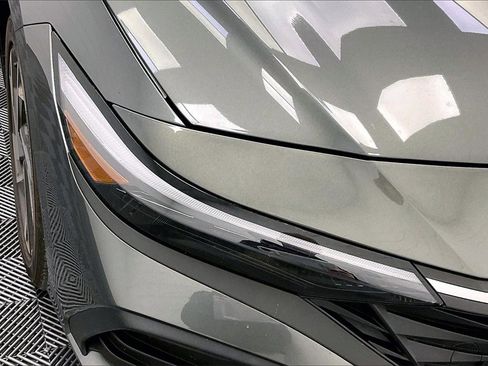 Certified 2025 Hyundai Elantra Sport image 23
