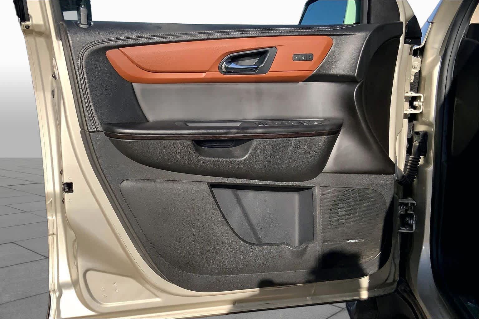 Used 2016 Chevrolet Traverse LTZ FWD image 20