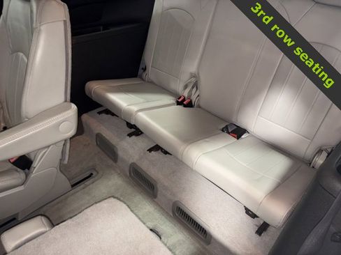 Used 2012 GMC Acadia Denali image 27