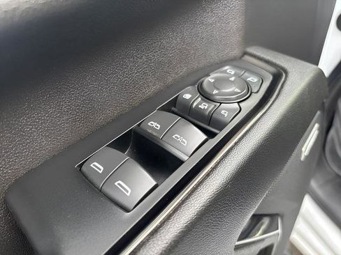 Used 2024 GMC Sierra 2500 AT4 w/ AT4 Premium Plus Package AWD/4WD image 15