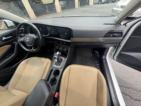 Used 2019 Volkswagen Jetta SEL FWD image 30