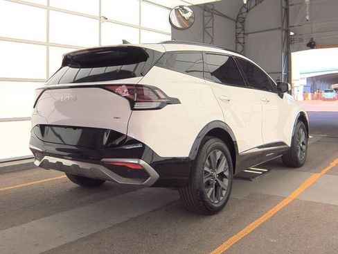 Used 2023 Kia Sportage SX Prestige image 3