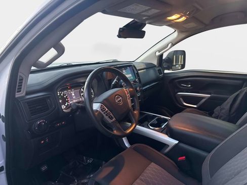 Certified 2024 Nissan Titan SV w/ SV Convenience Package image 16