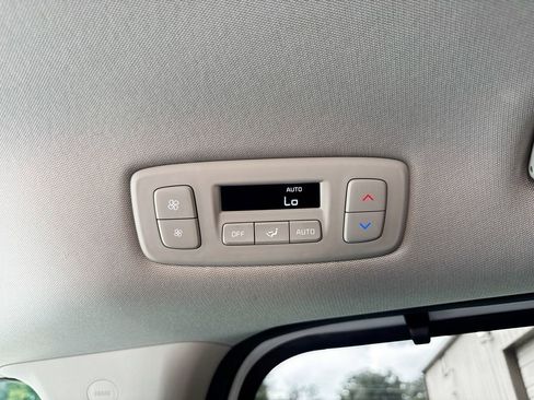 Used 2023 Kia Carnival SX Prestige FWD image 46
