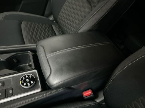 Used 2023 Nissan Pathfinder SV AWD/4WD image 24