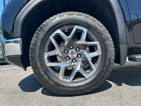 Used 2026 GMC Sierra 1500 SLT w/ SLT Premium Plus Package AWD/4WD image 12