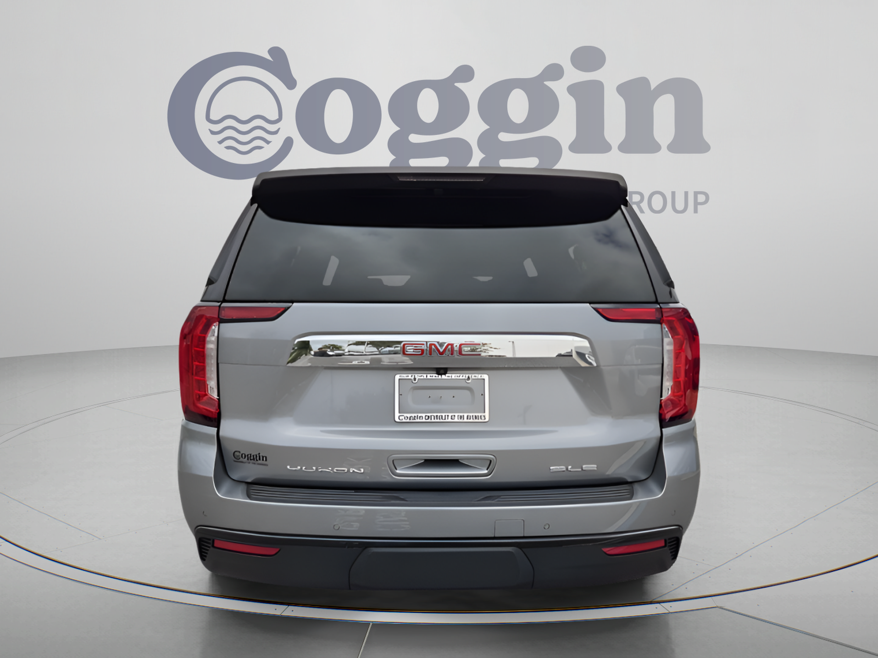 Used 2023 GMC Yukon XL SLE w/ Max Trailering Package AWD/4WD image 4