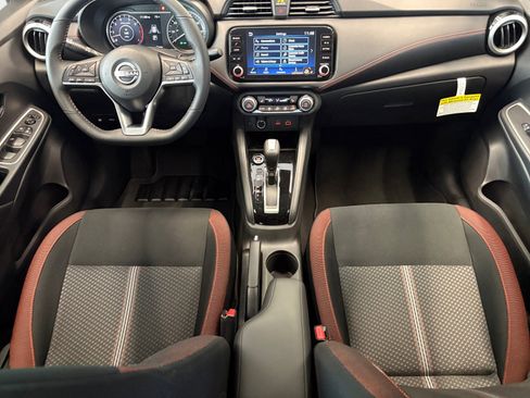 New 2025 Nissan Versa SR w/ Trunk Package image 2