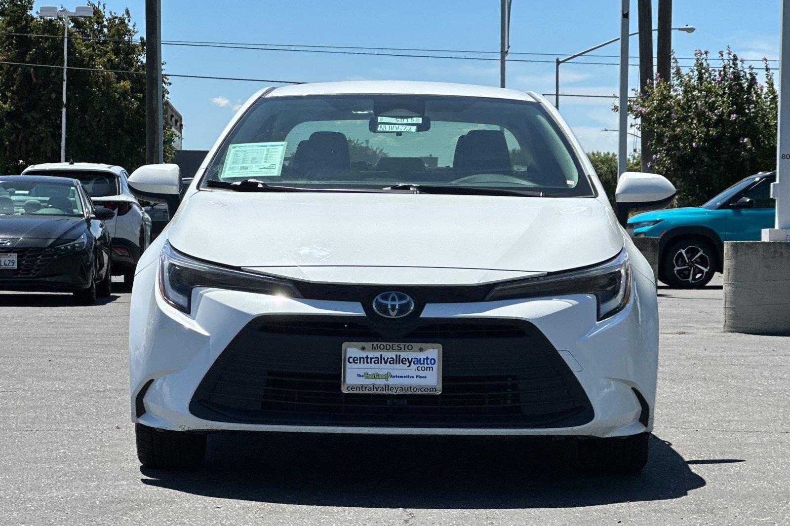 Used 2023 Toyota Corolla Hybrid Sedan FWD image 8