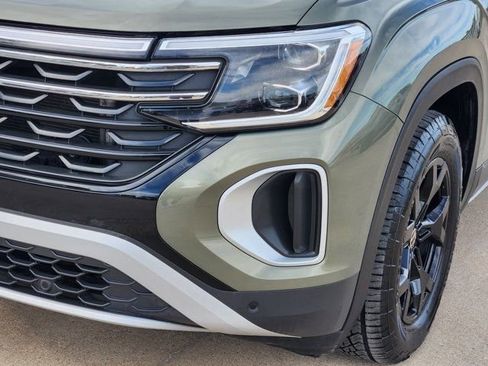 Used 2024 Volkswagen Atlas Peak Edition SEL image 16