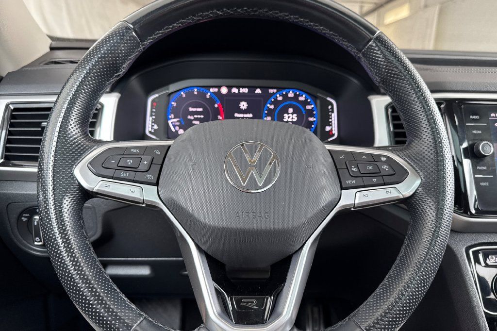 Used 2021 Volkswagen Atlas SEL R-Line AWD/4WD image 28