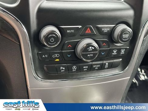 Certified 2018 Jeep Grand Cherokee Laredo AWD/4WD image 31