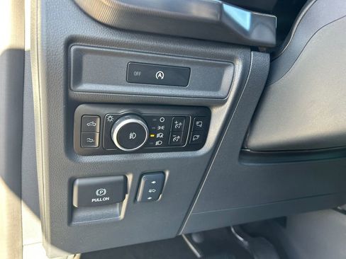 Used 2025 Ford F150 Raptor AWD/4WD image 22