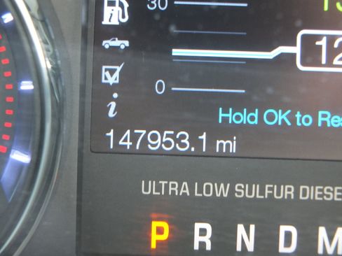 Used 2016 Ford F250 Lariat w/ Lariat Ultimate Package AWD/4WD image 24