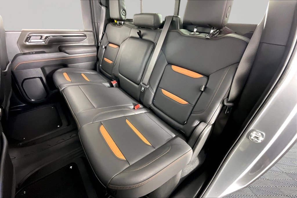Certified 2025 GMC Sierra 2500 AT4 w/ AT4 Preferred Package AWD/4WD image 19