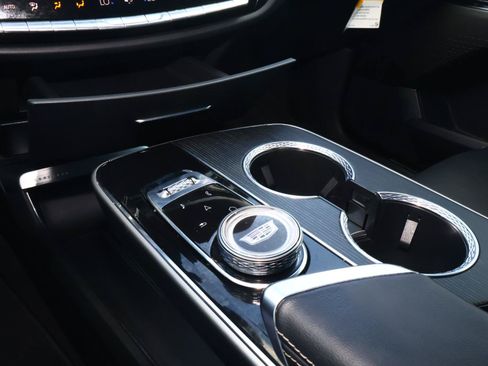 Certified 2024 Cadillac Lyriq Luxury RWD image 28