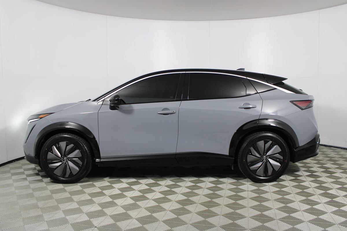 Used 2024 Nissan Ariya FWD image 30