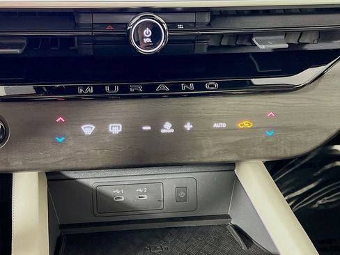 Used 2025 Nissan Murano SL AWD/4WD image 34