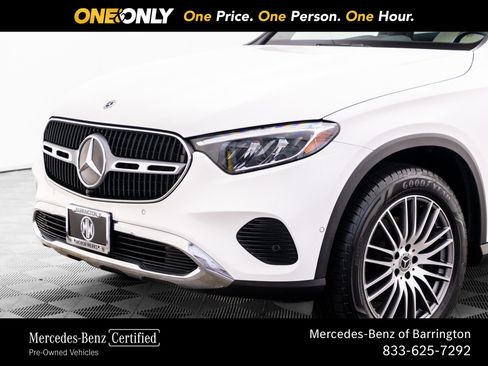 Used 2025 Mercedes-Benz GLC 300 4MATIC image 36