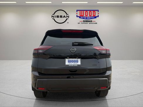 New 2026 Nissan Rogue SV AWD/4WD image 3
