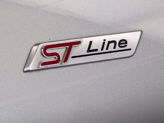 Certified 2023 Ford Explorer ST-Line w/ Class IV Trailer Tow Package AWD/4WD image 7