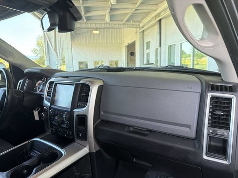 Used 2017 RAM 1500 Big Horn AWD/4WD image 28