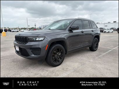 Used 2024 Jeep Grand Cherokee Altitude