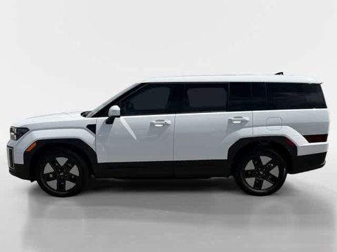 New 2026 Hyundai Santa Fe SE FWD image 2