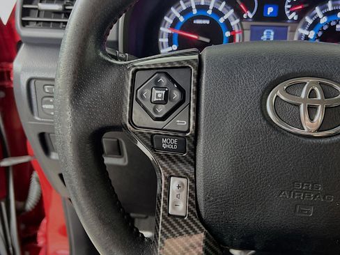 Used 2018 Toyota 4Runner SR5 RWD image 18