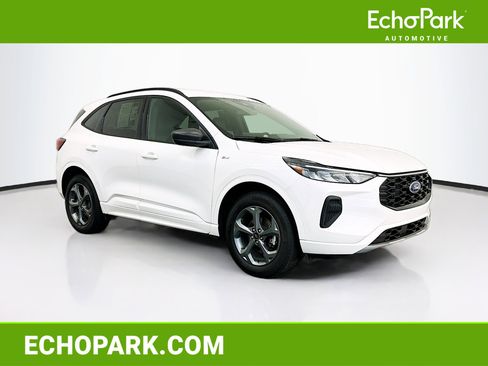 Used 2024 Ford Escape ST-Line w/ Tech Pack #1 AWD/4WD image 1