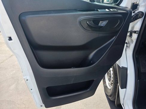 Used 2019 Mercedes-Benz Sprinter 170 image 19