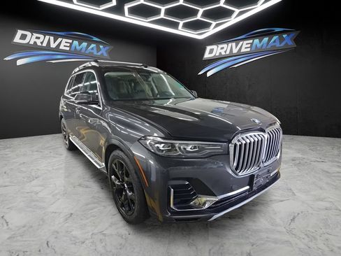 Used 2019 BMW X7 xDrive50i w/ Cold Weather Package AWD/4WD image 2