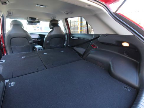 Used 2023 Kia Niro EX image 20