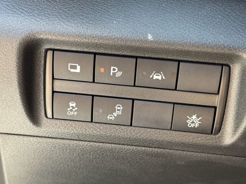 Used 2024 Nissan Kicks S FWD image 26